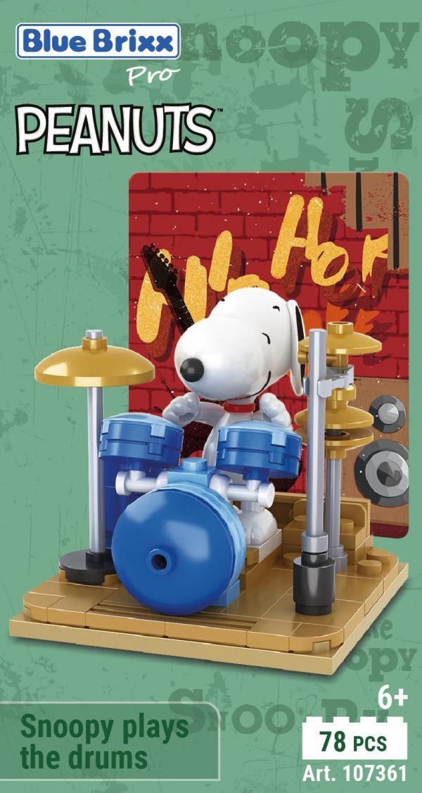 Snoopy spielt Schlagzeug