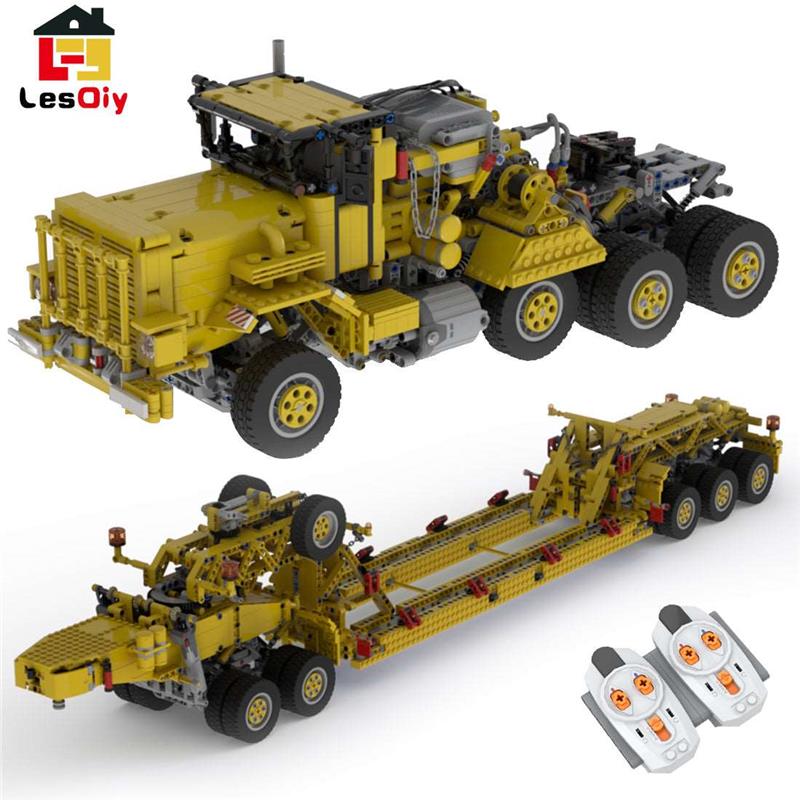 Heavy Equipment Transport Vehicle