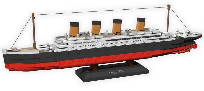 R.M.S. Titanic 1:700